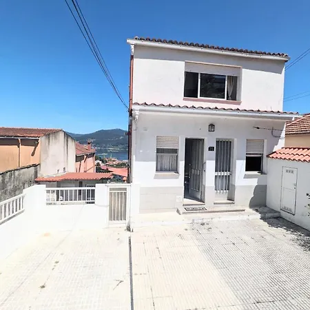Casa Con Vistas A La Ria De Holiday home *